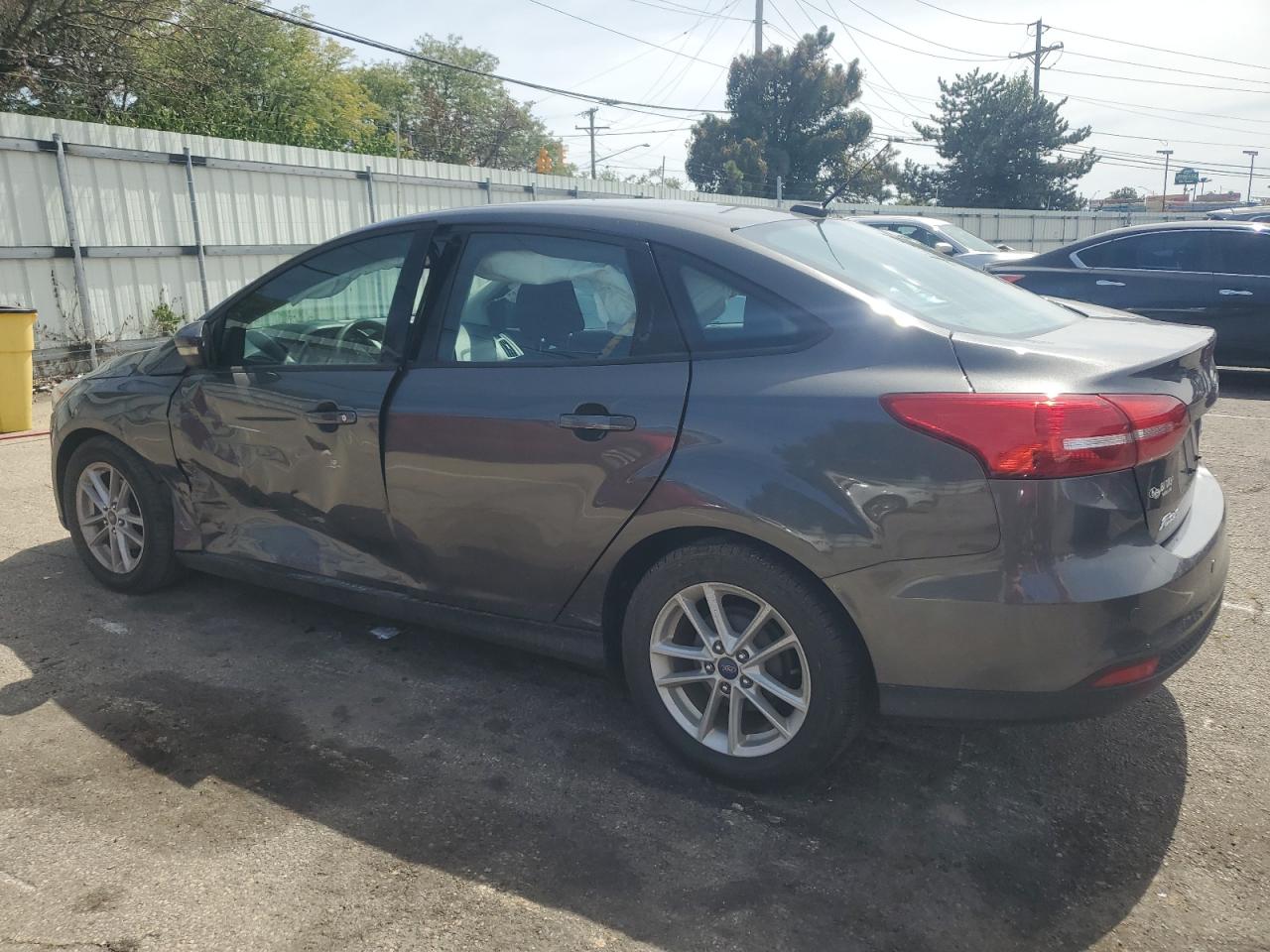 1FADP3F2XGL403781 2016 Ford Focus Se