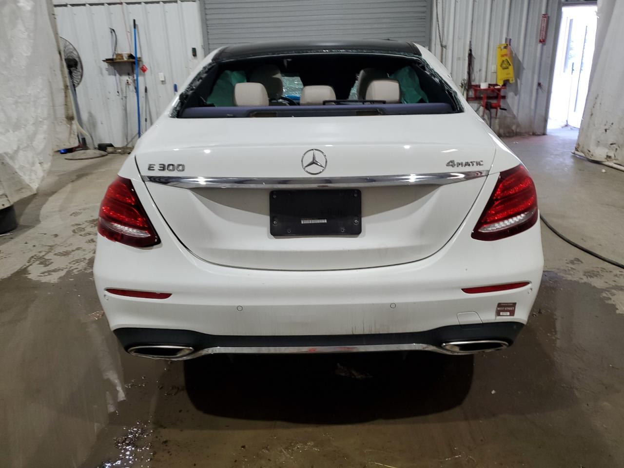 WDDZF4KB2HA170027 2017 Mercedes-Benz E 300 4Matic