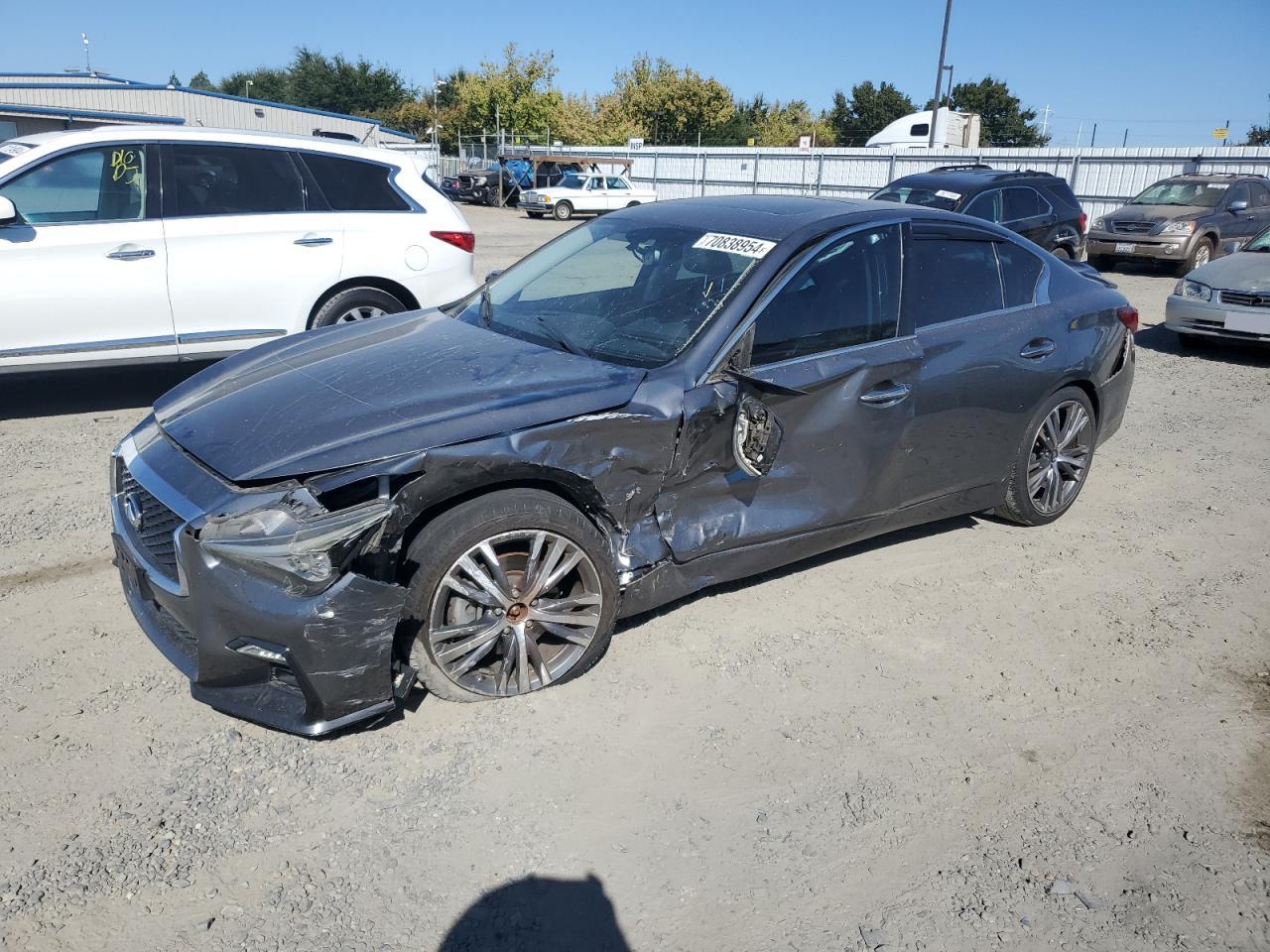 VIN JN1EV7AR3JM433158 2018 INFINITI Q50 no.1