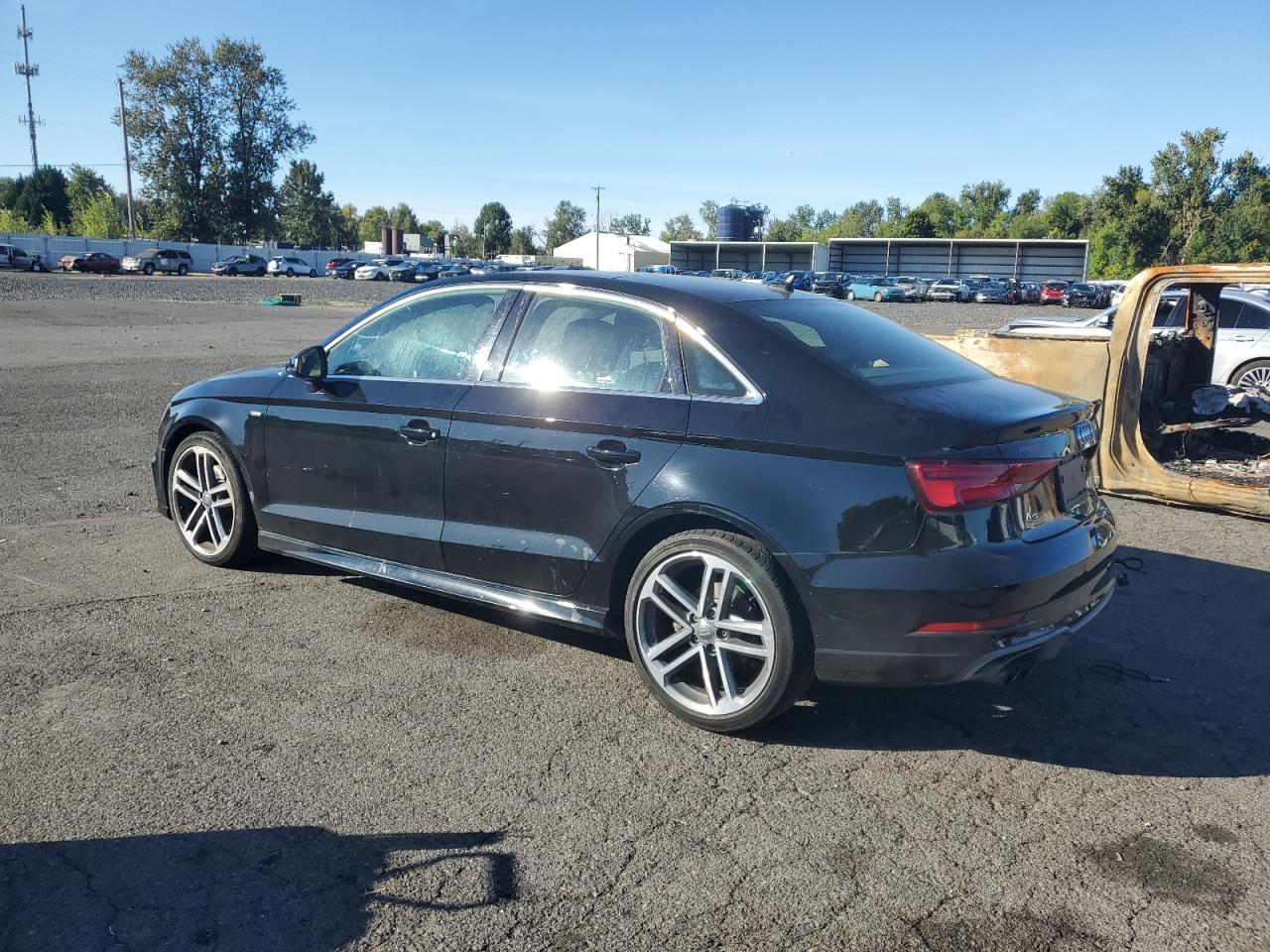 VIN WAUGUGFF5H1074962 2017 AUDI A3 no.2