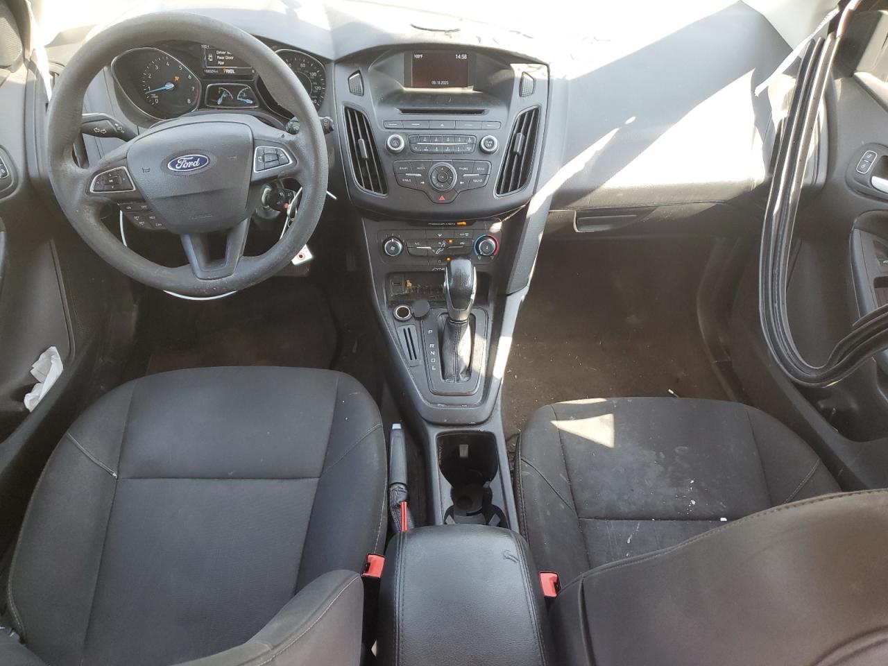 2017 Ford Focus Se VIN: 1FADP3K25HL217797 Lot: 81098575