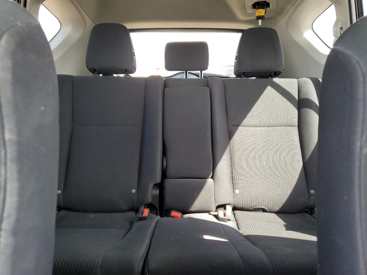 2017 Toyota Rav4 Le VIN: 2T3BFREV2HW547049 Lot: 71783085