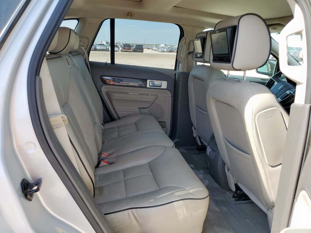 2010 Lincoln Mkx VIN: 2LMDJ6JC5ABJ00895 Lot: 71423965