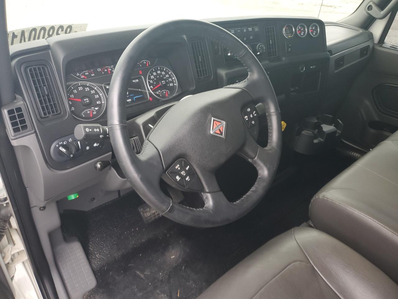 2025 International Mv607 - Flat Bed Truck VIN: 1HTEUMML4SS053462 Lot: 83800415