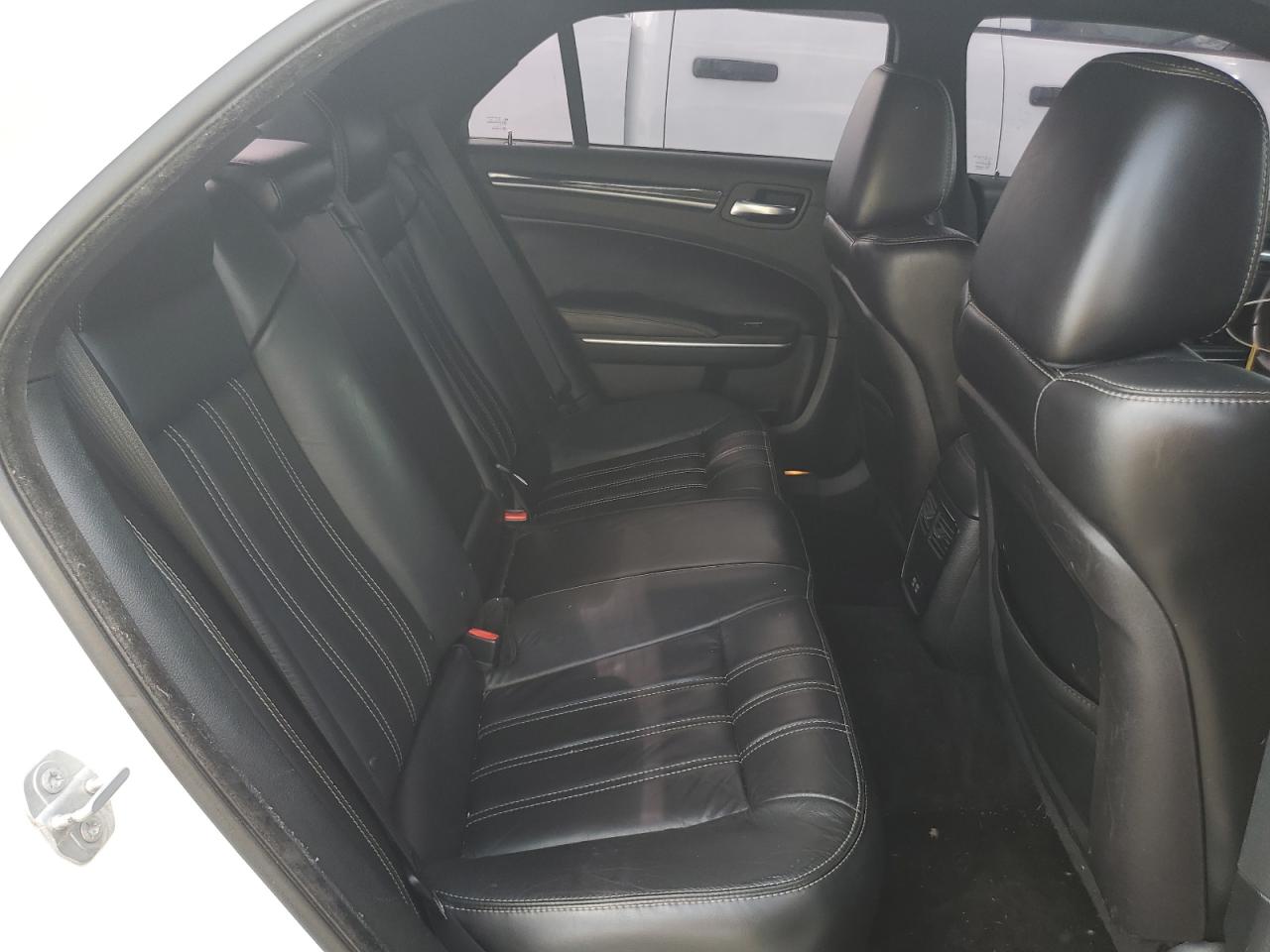 2018 Chrysler 300 S VIN: 2C3CCAGG3JH175163 Lot: 80927985