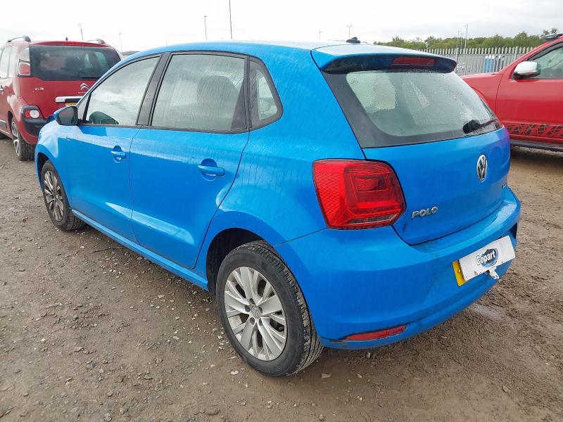 2015 VOLKSWAGEN POLO SE 