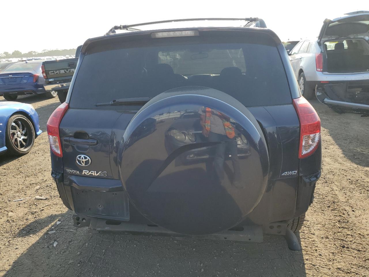 2007 Toyota Rav4 Limited VIN: JTMBK31V976014128 Lot: 81243725