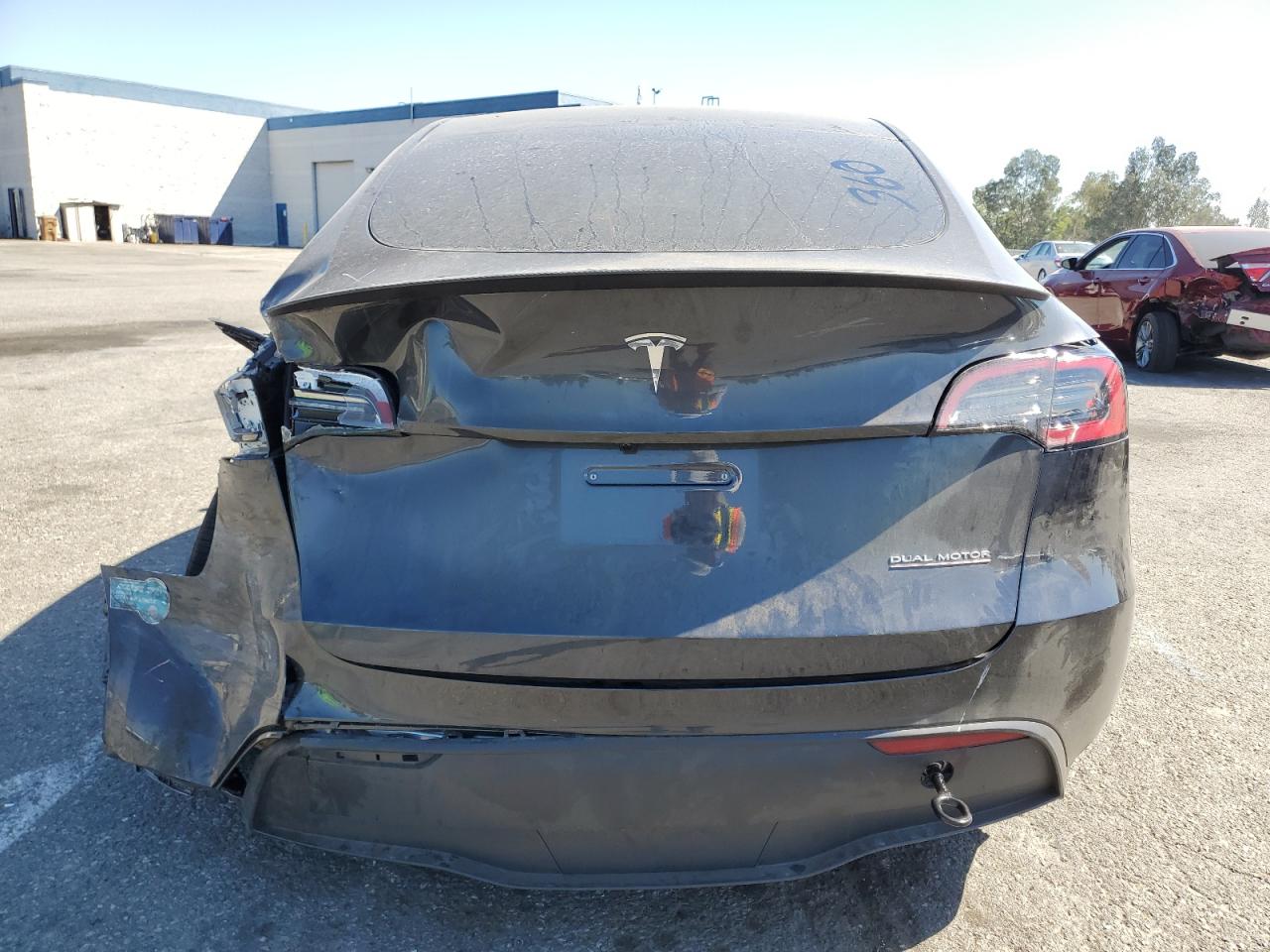 2025 Tesla Model Y VIN: 7SAYGDEF4SF244566 Lot: 71752555