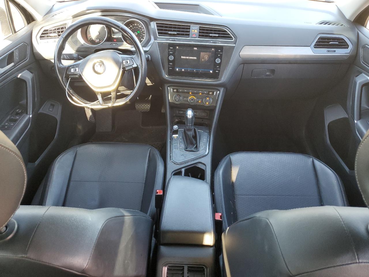 2018 Volkswagen Tiguan Se VIN: 3VV3B7AX3JM013448 Lot: 80817405