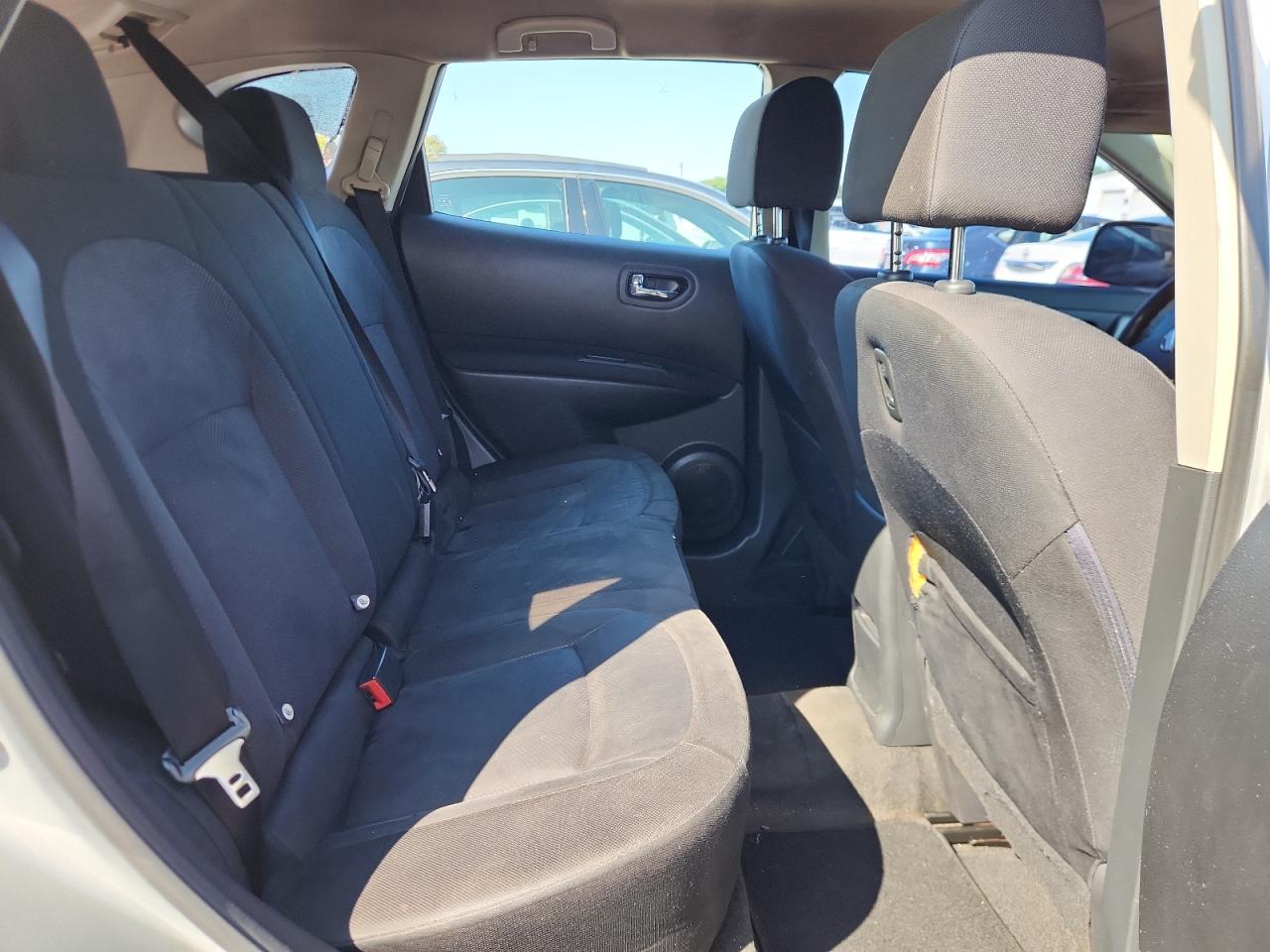 2014 Nissan Rogue Select S VIN: JN8AS5MV7EW718381 Lot: 71891465