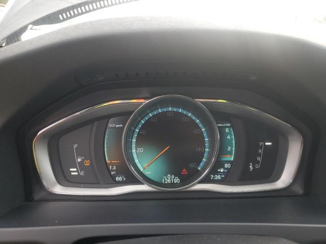 Crossovers VOLVO V60 2015 Czarny