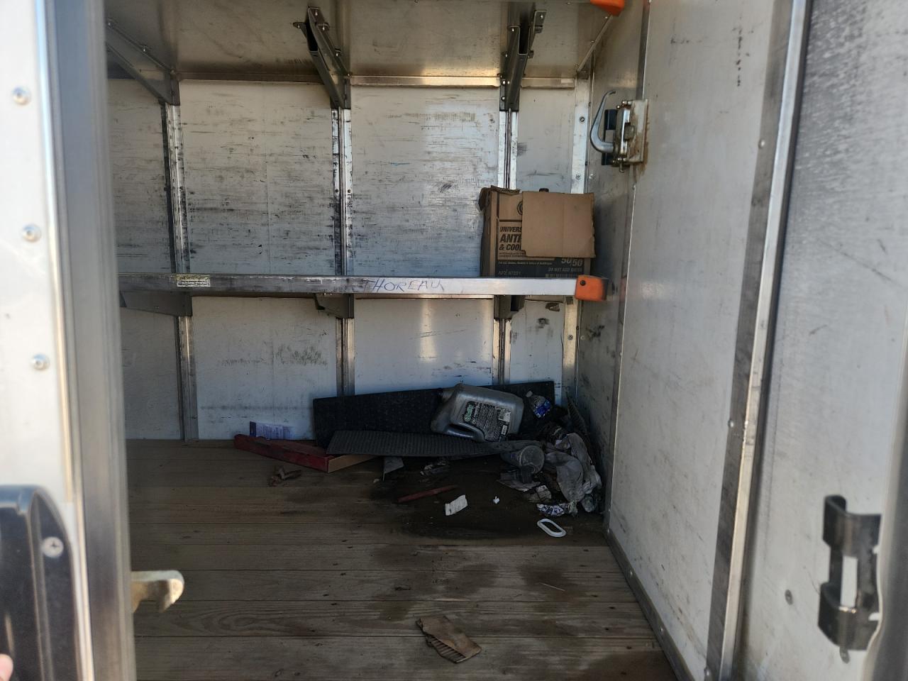 2022 Ford Econoline - Delivery Truck VIN: 1FDWE3FN4NDC37988 Lot: 81313405