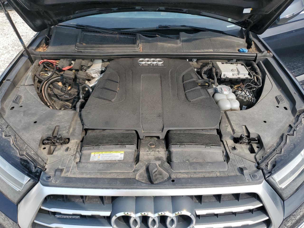 2017 Audi Q7 Prestige VIN: WA1VAAF72HD049812 Lot: 71930765