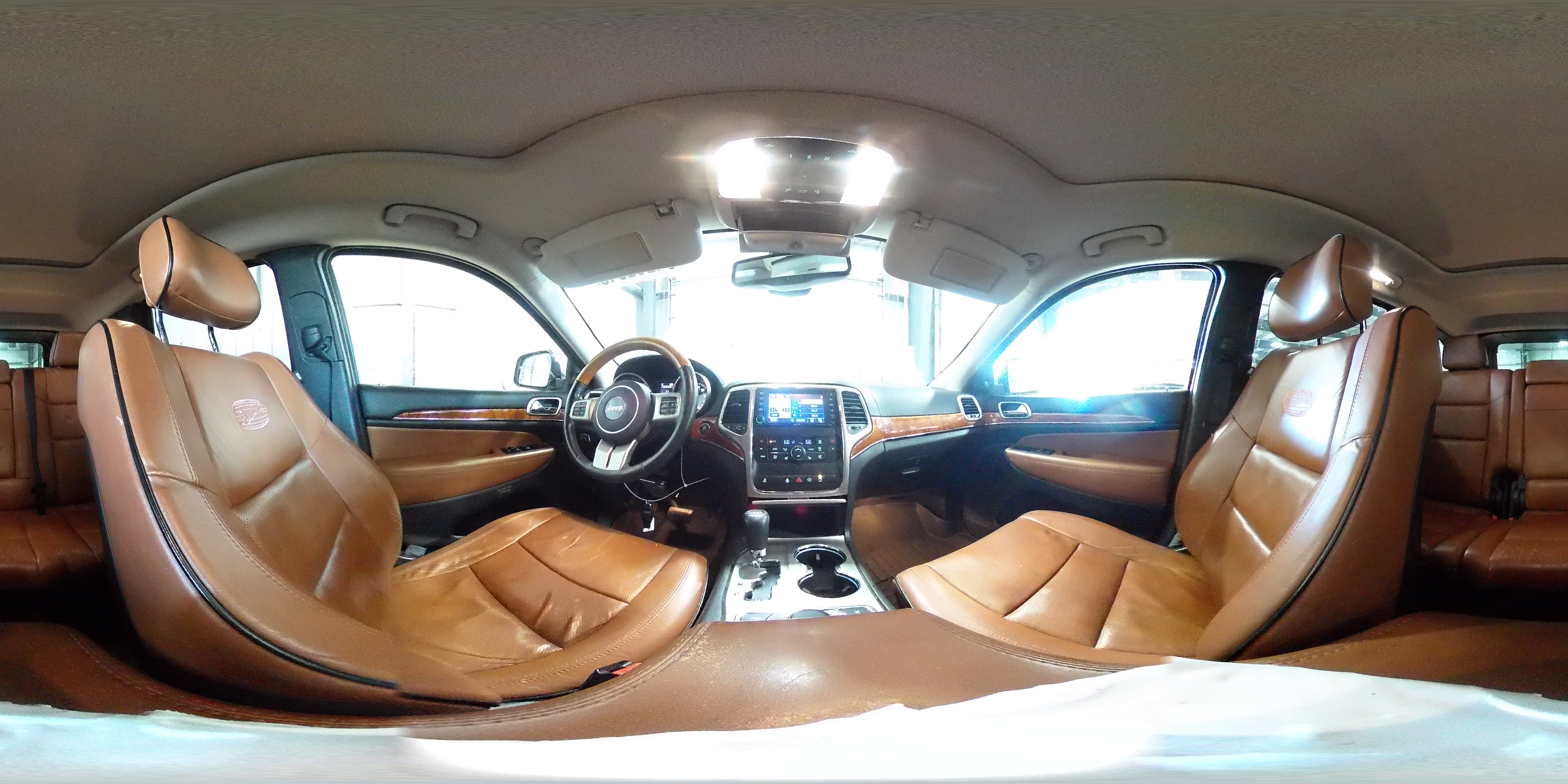 2012 Jeep Grand Cherokee Overland VIN: 1C4RJFCG7CC324310 Lot: 84262345