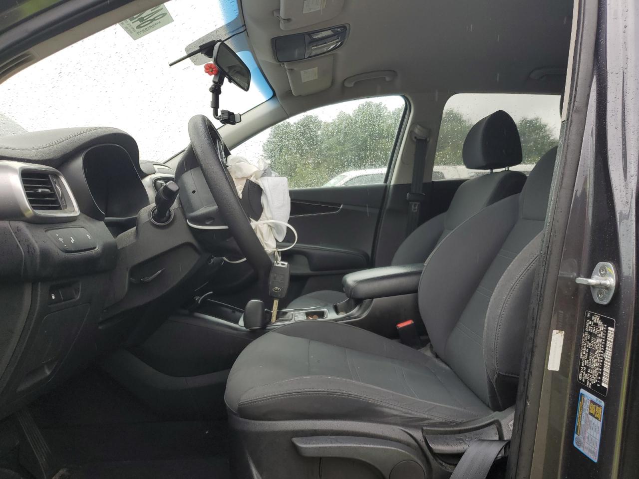 2019 Kia Sorento L VIN: 5XYPGDA33KG452354 Lot: 84237225