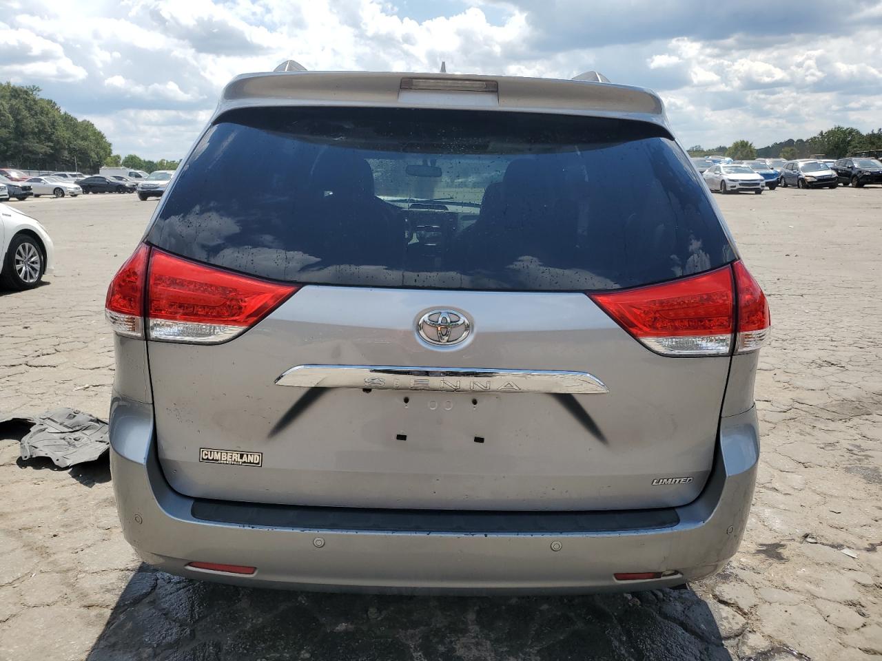 2011 Toyota Sienna Xle VIN: 5TDYK3DC4BS005091 Lot: 71254215