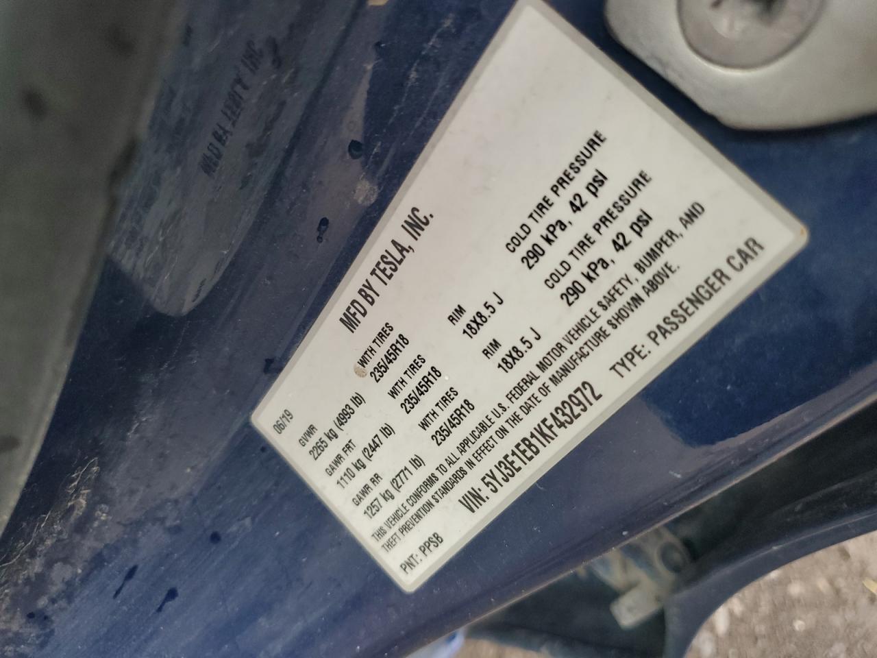 2019 Tesla Model 3 VIN: 5YJ3E1EB1KF432972 Lot: 81652735