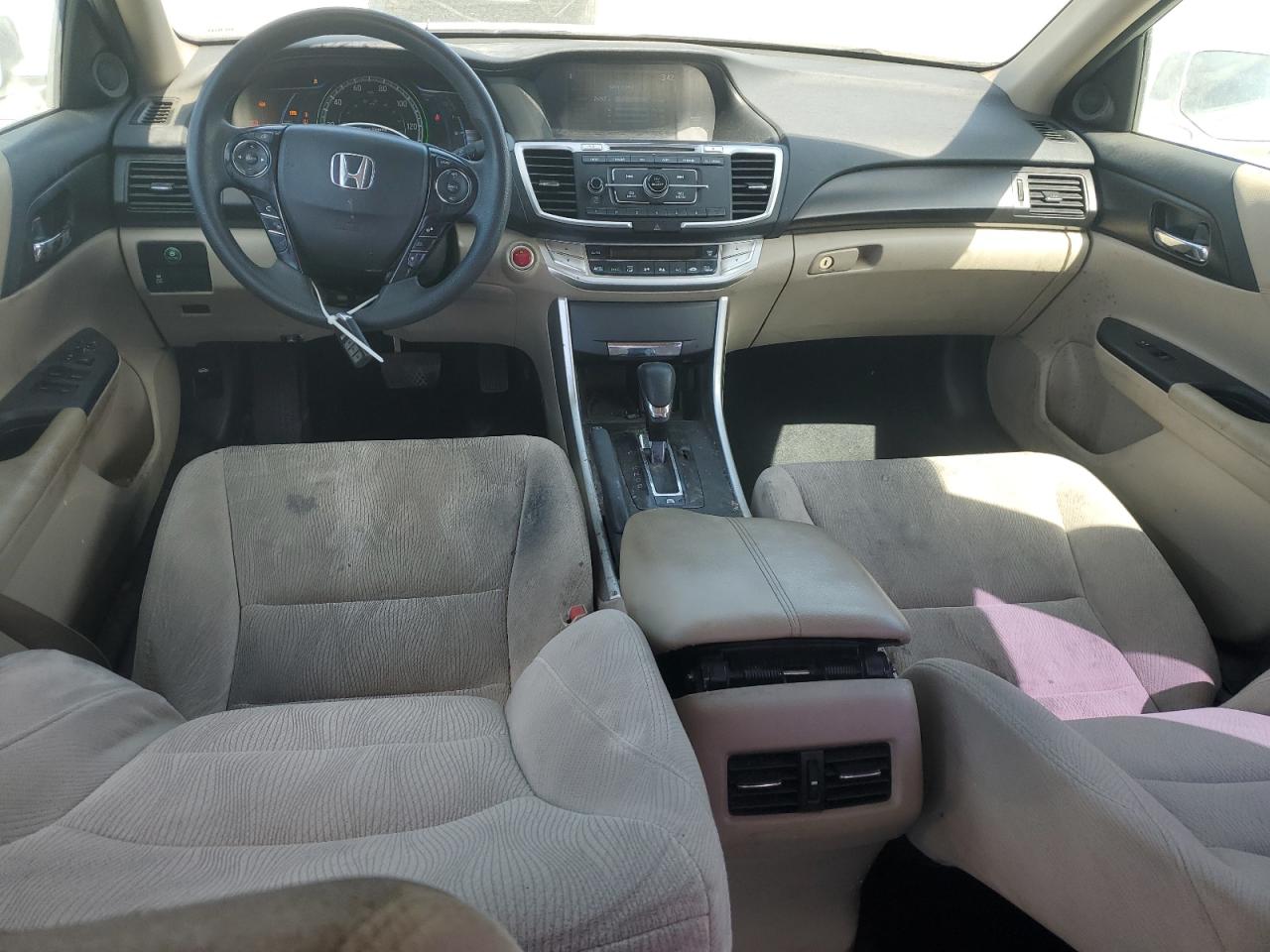 2015 Honda Accord Hybrid VIN: 1HGCR6F3XFA011812 Lot: 71683485