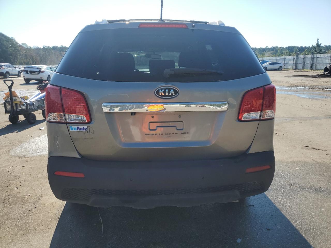 2013 Kia Sorento Lx VIN: 5XYKT3A63DG405693 Lot: 71369175