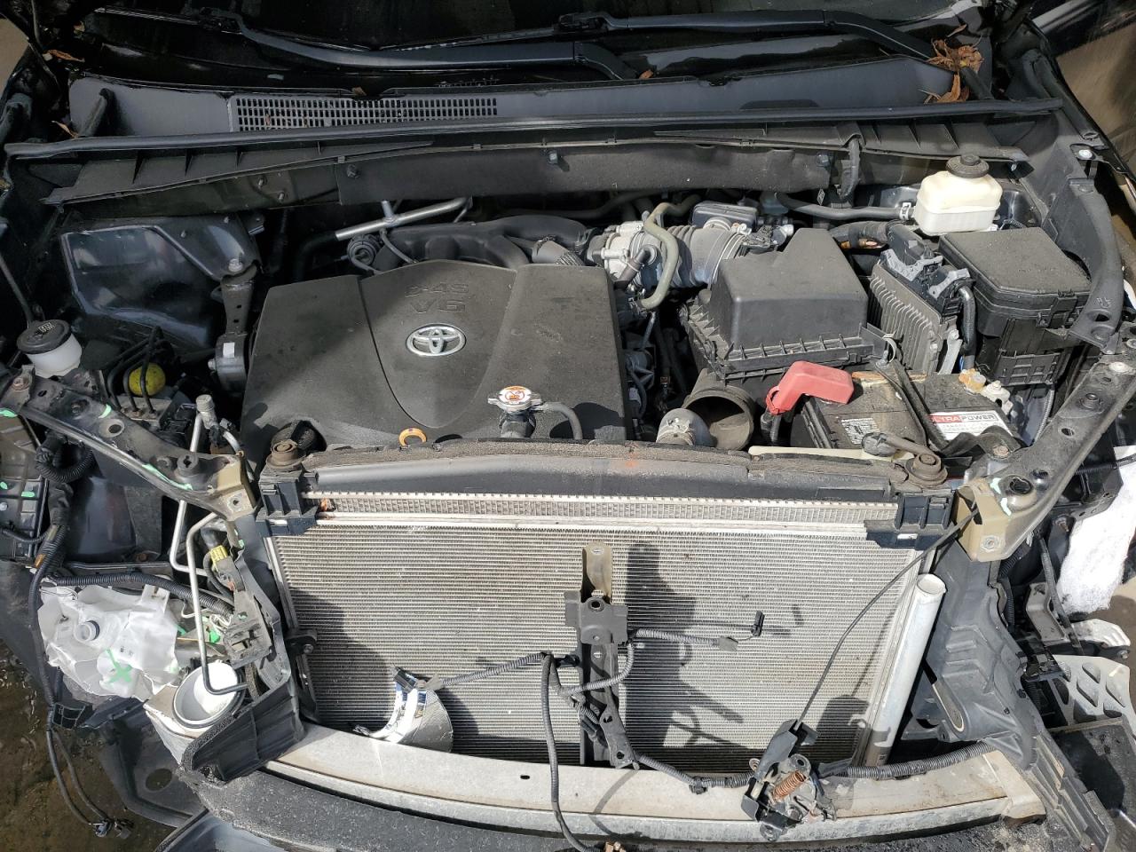 2018 Toyota Highlander Le VIN: 5TDBZRFH5JS808973 Lot: 84258645