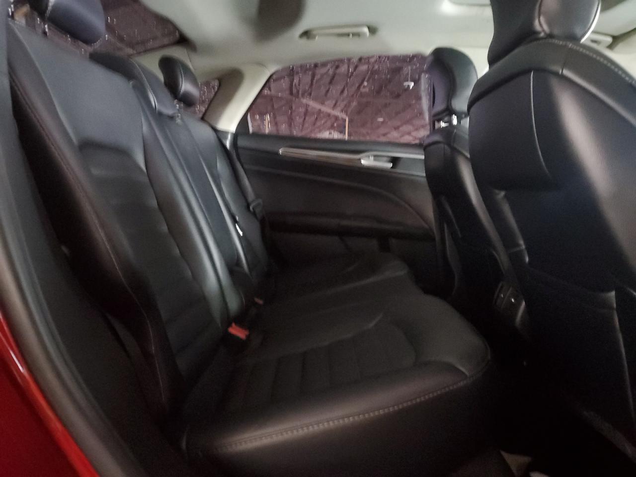 2018 Ford Fusion Se VIN: 3FA6P0HD5JR135978 Lot: 80646735