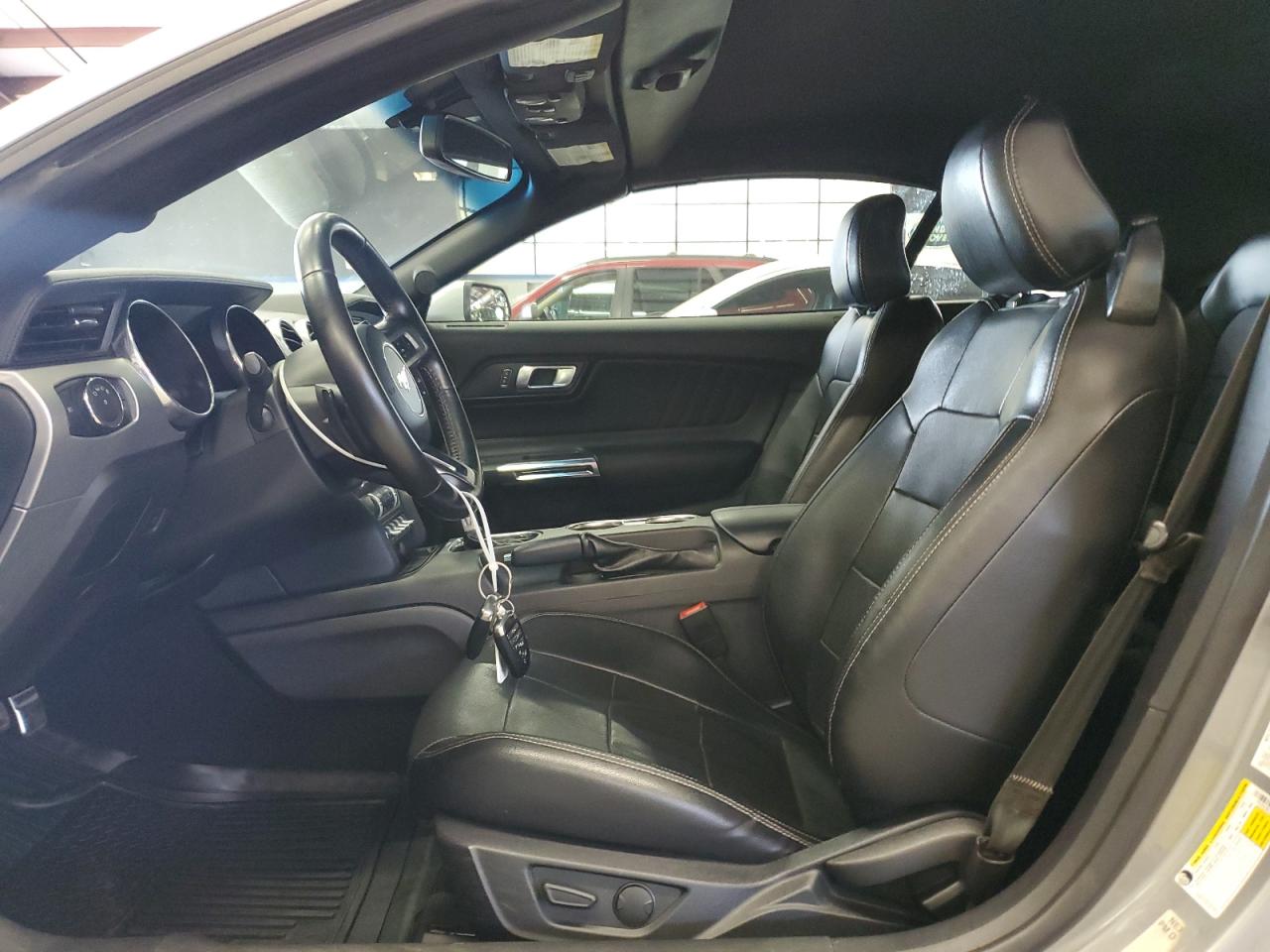 2020 Ford Mustang VIN: 1FATP8UH9L5105933 Lot: 82024705