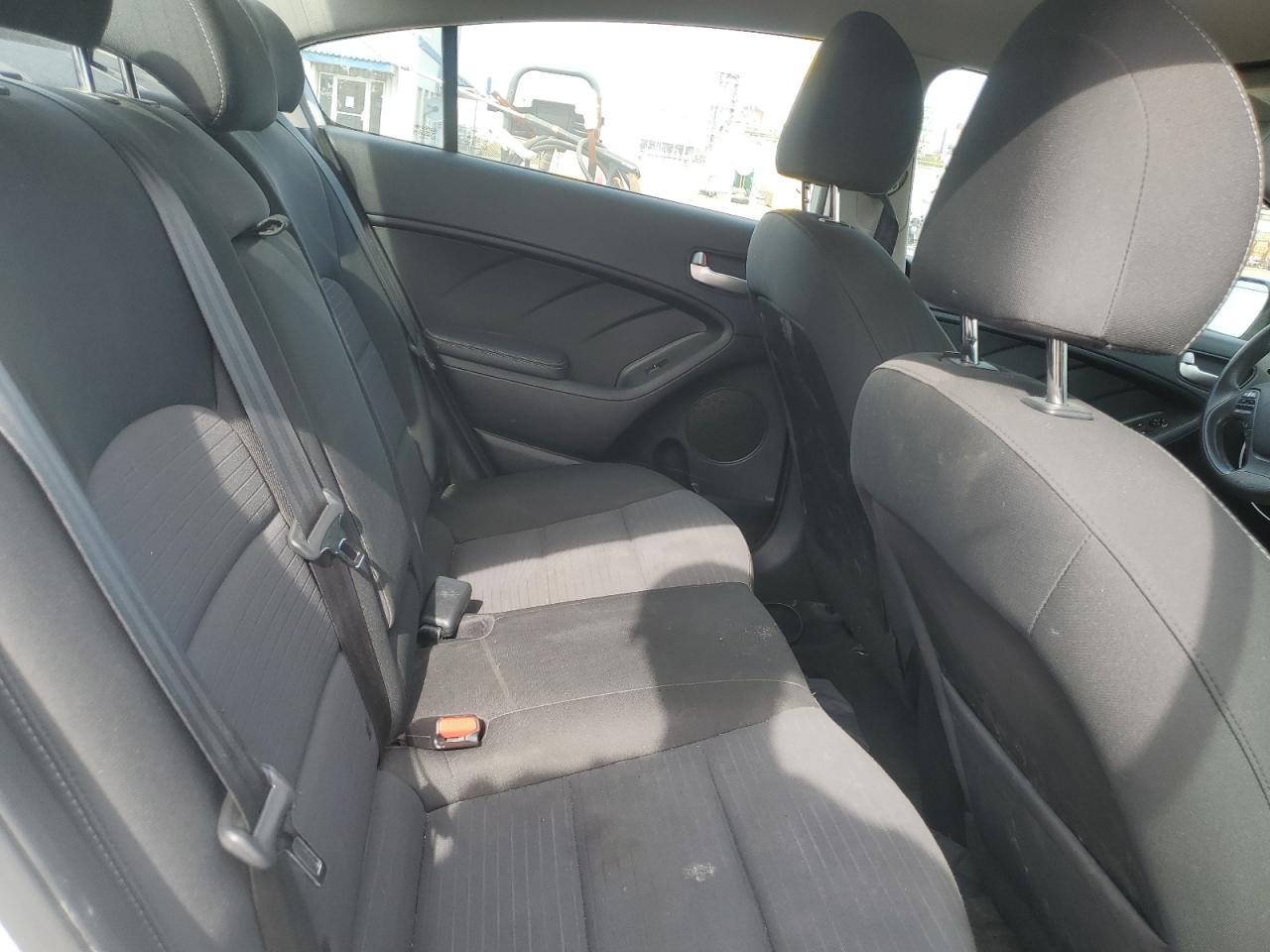 2018 Kia Forte Lx VIN: 3KPFL4A76JE260254 Lot: 80476305