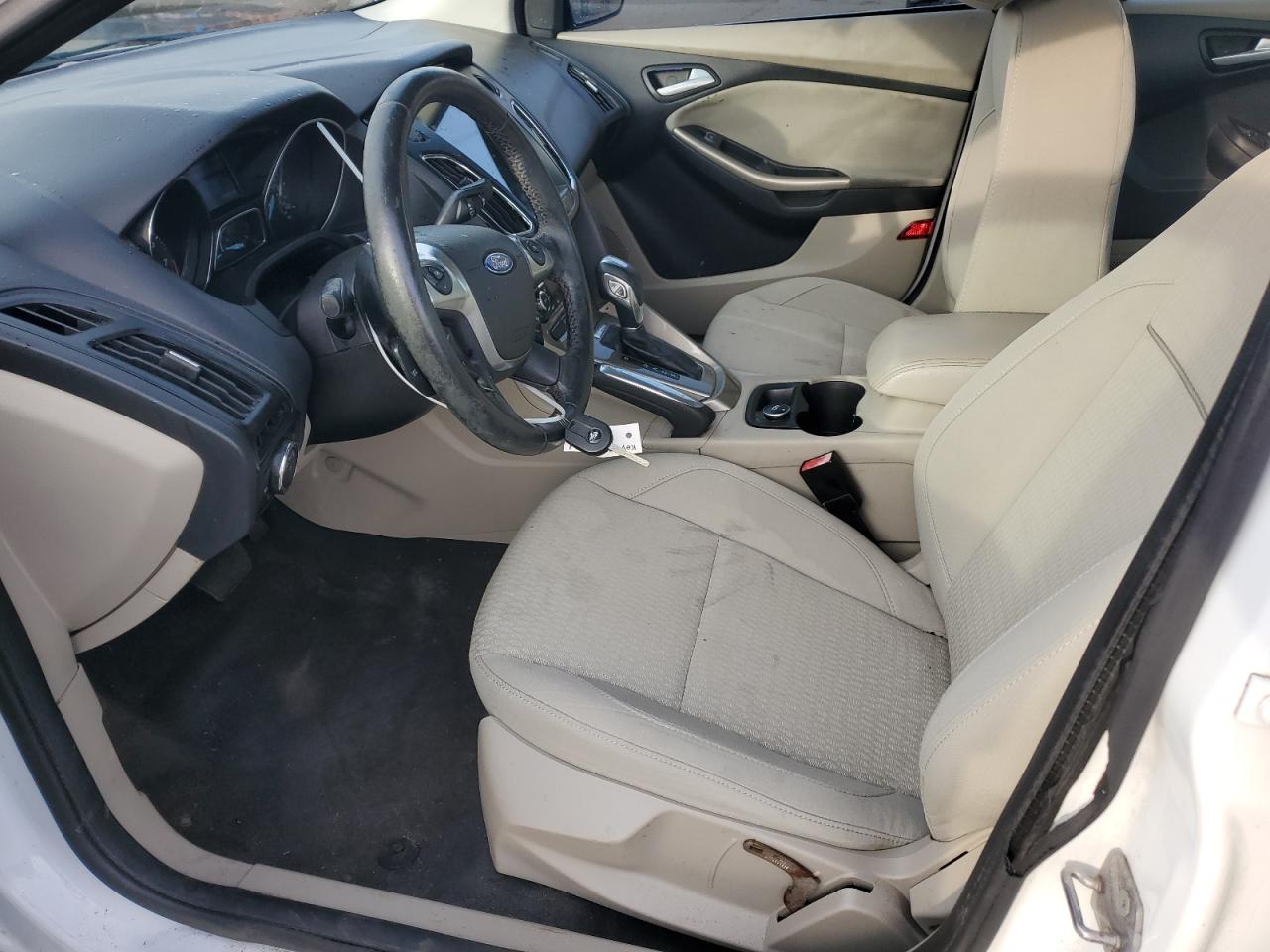 2012 Ford Focus Sel VIN: 1FAHP3H2XCL397702 Lot: 84756505