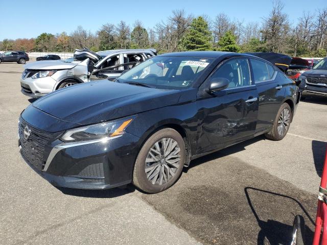 NISSAN ALTIMA SV 2025