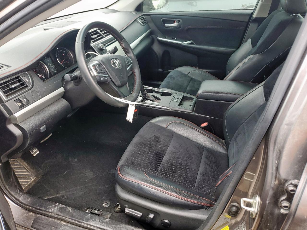 2017 Toyota Camry Le VIN: 4T1BF1FK5HU625869 Lot: 81445475