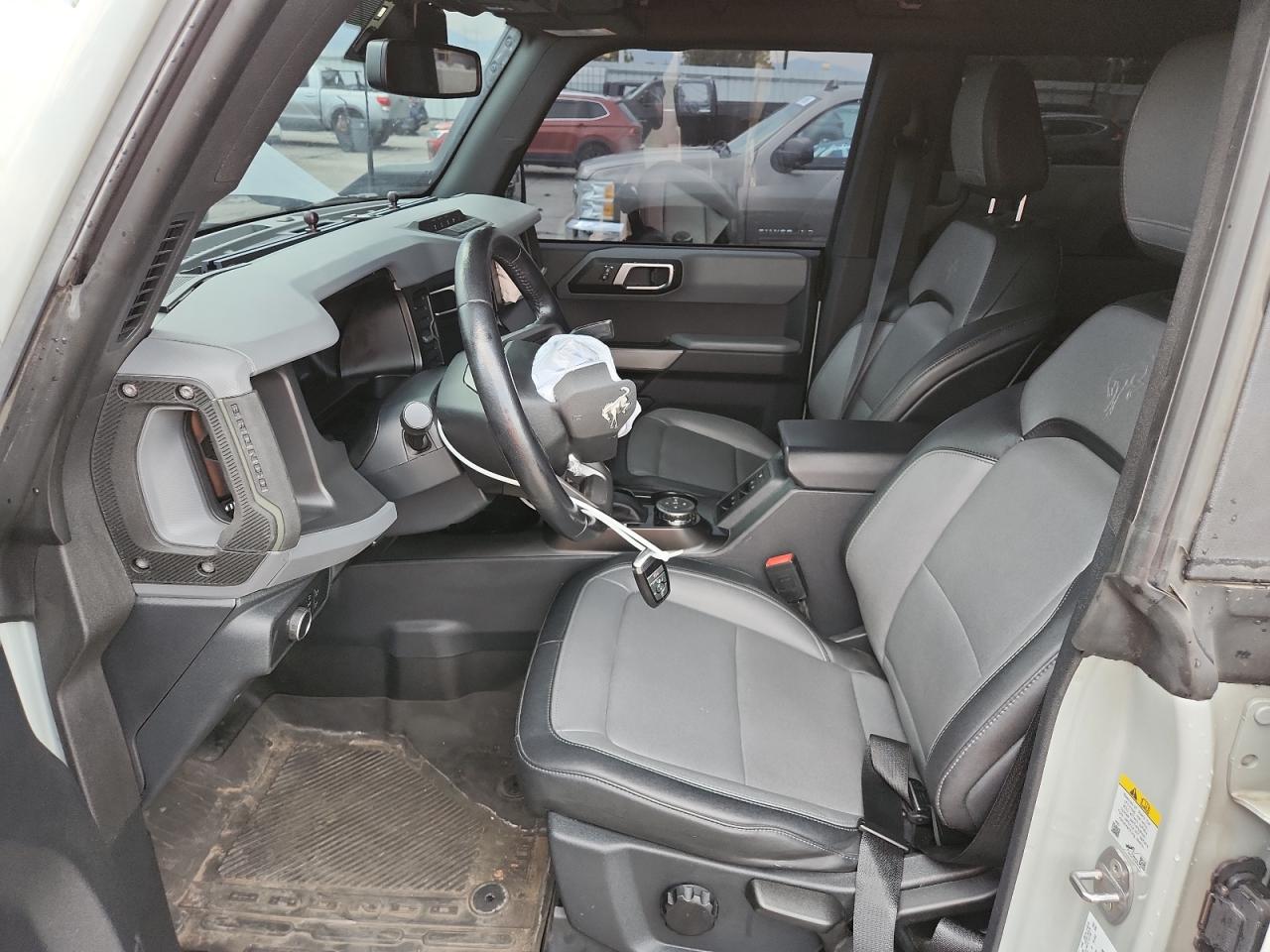 2022 Ford Bronco Base VIN: 1FMEE5DH6NLB75794 Lot: 71542725