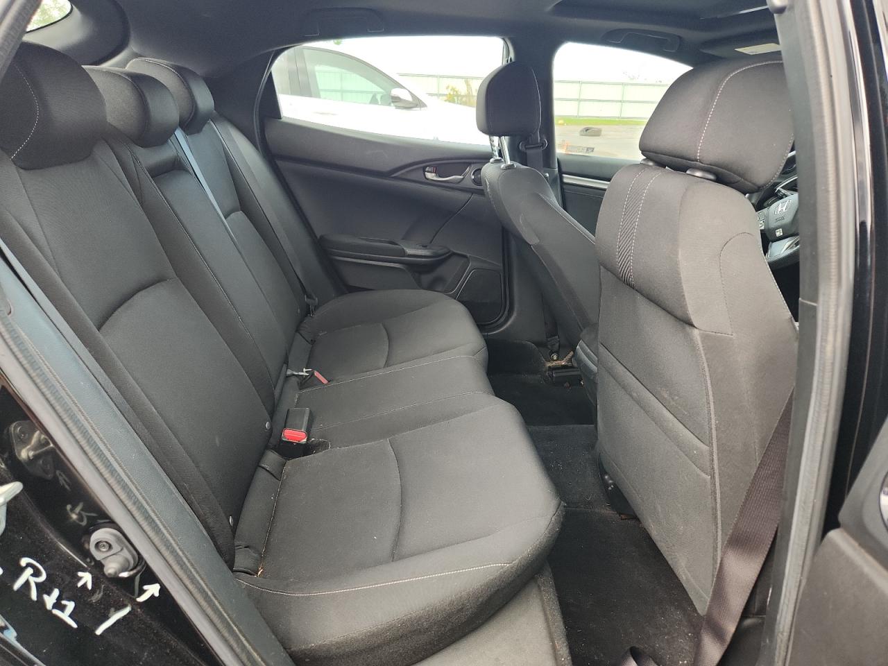 2018 Honda Civic Ex VIN: SHHFK7H5XJU220552 Lot: 81760005