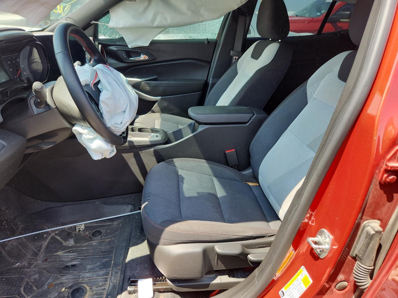 2024 Chevrolet Trax 1Rs VIN: KL77LGE23RC139332 Lot: 80938845