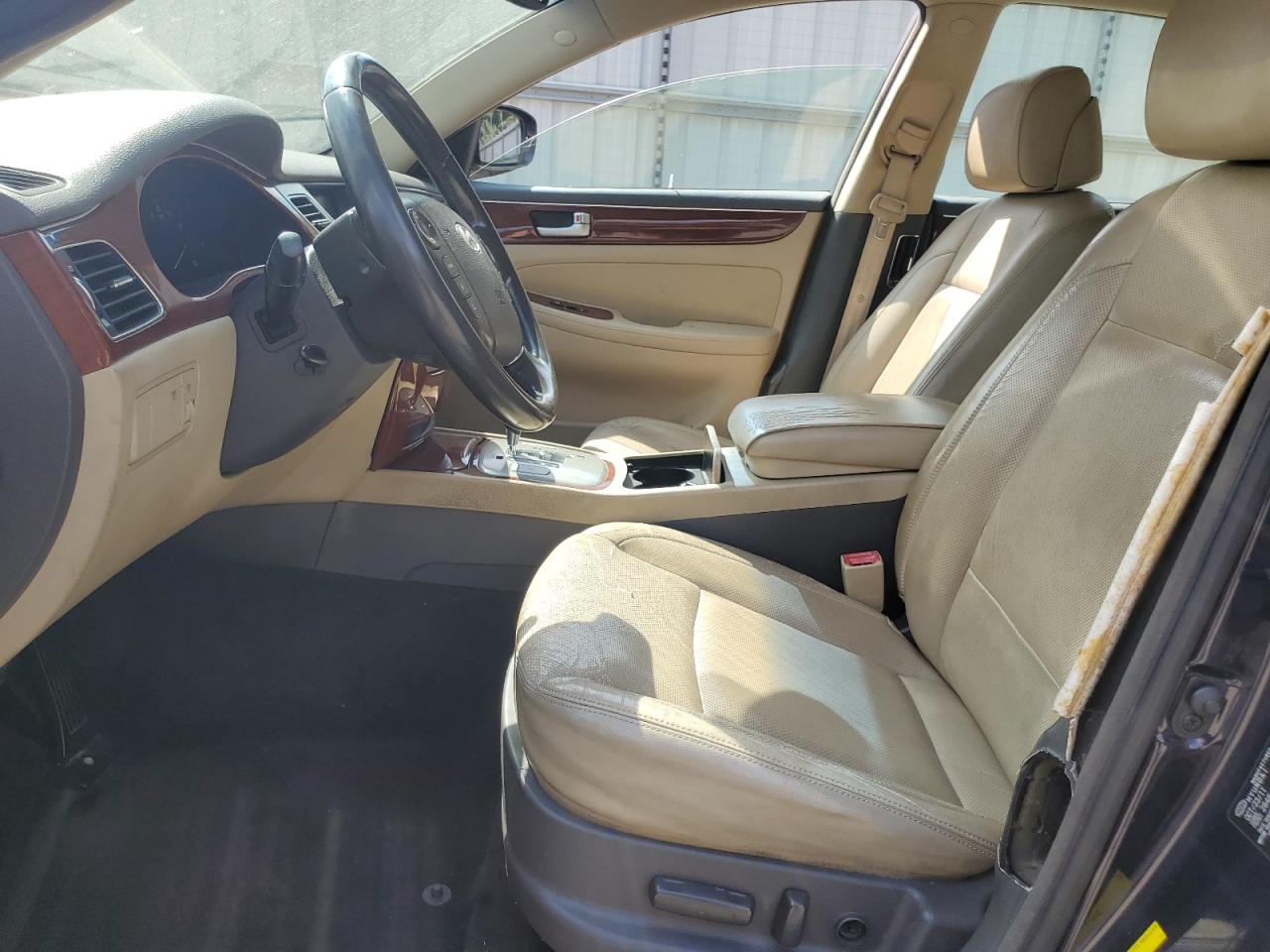 2012 Hyundai Genesis 3.8L VIN: KMHGC4DD3CU174499 Lot: 70591945