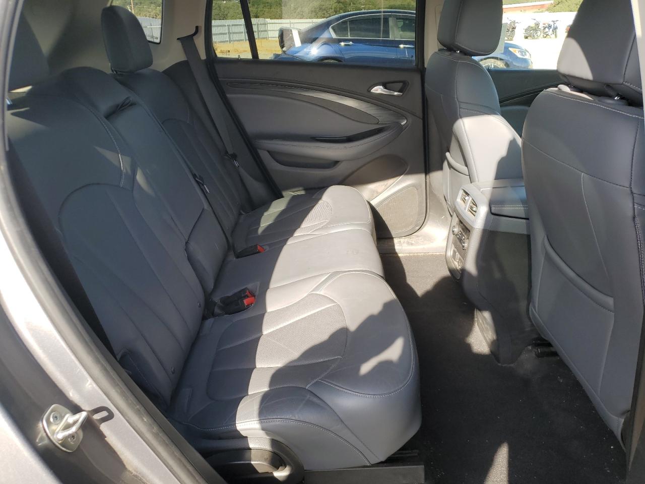 2019 Buick Envision Essence VIN: LRBFX2SA2KD001037 Lot: 80067095