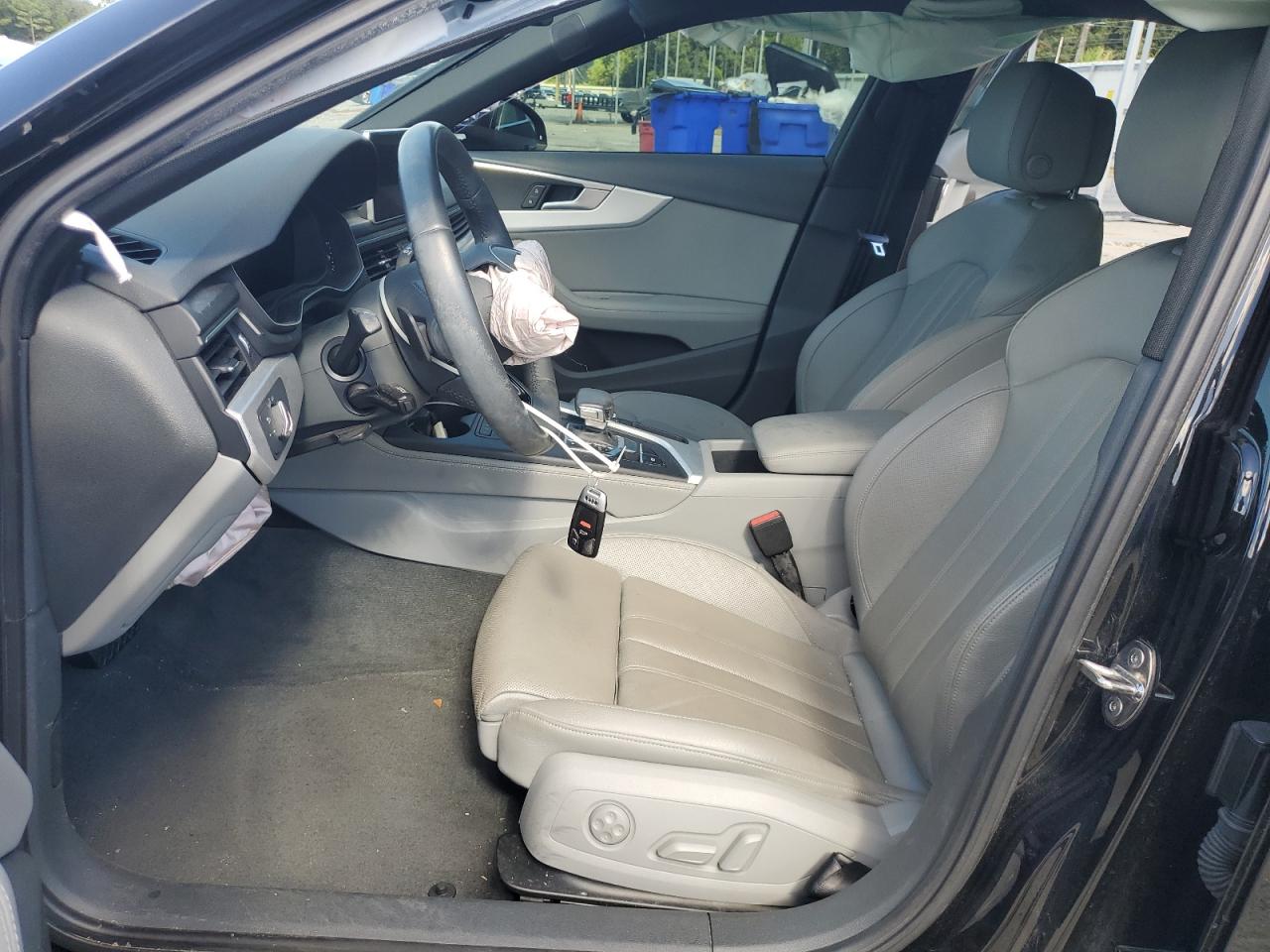 2019 Audi A4 Premium Plus VIN: WAUENAF4XKA008740 Lot: 71391175