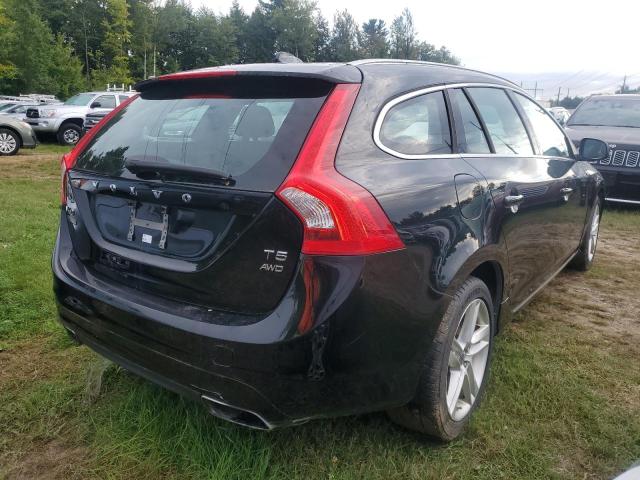 Crossovers VOLVO V60 2015 Czarny