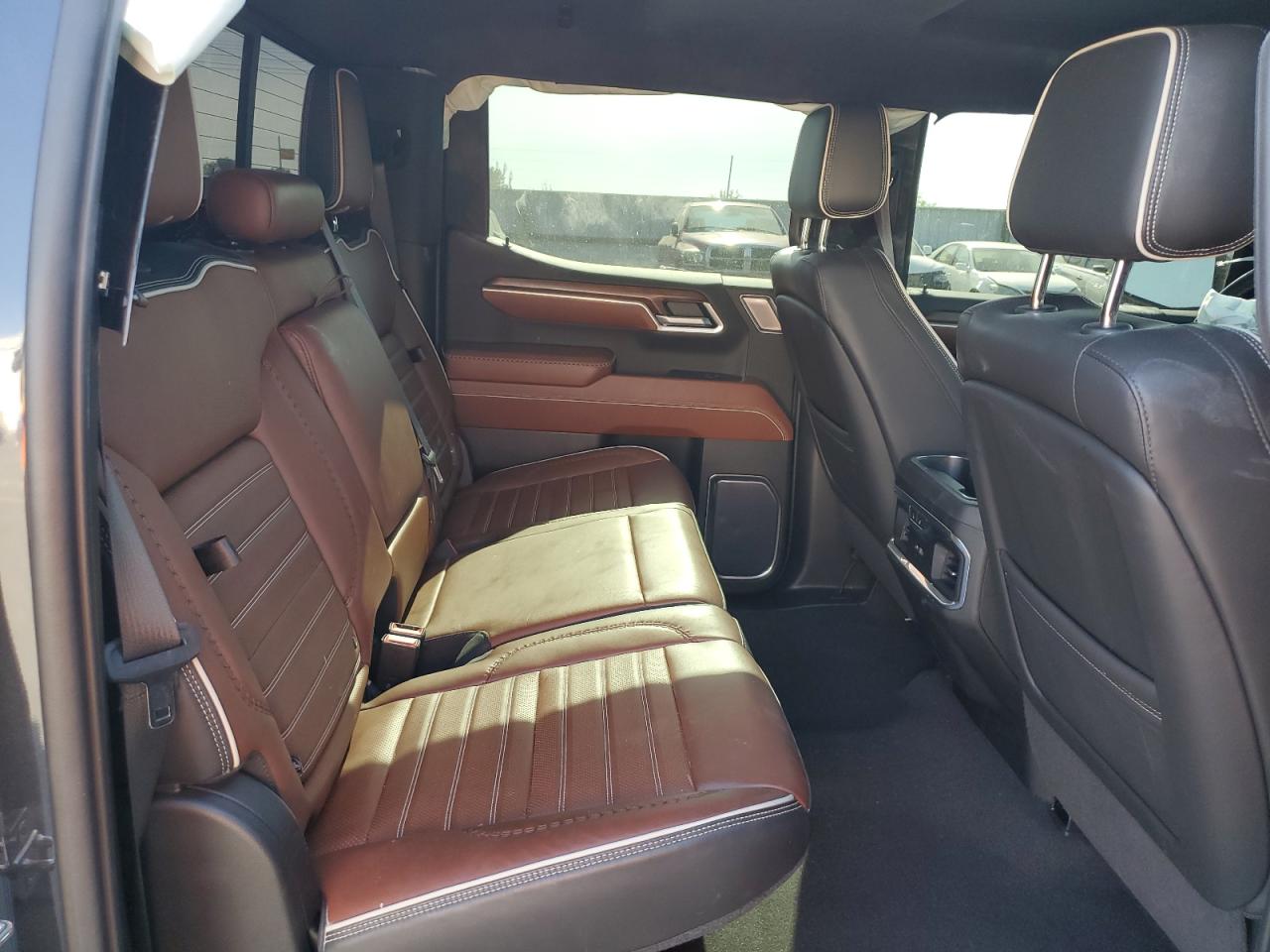 2022 GMC Sierra K1500 Denali Ultimate VIN: 1GTUUHEL6NZ557523 Lot: 81330455