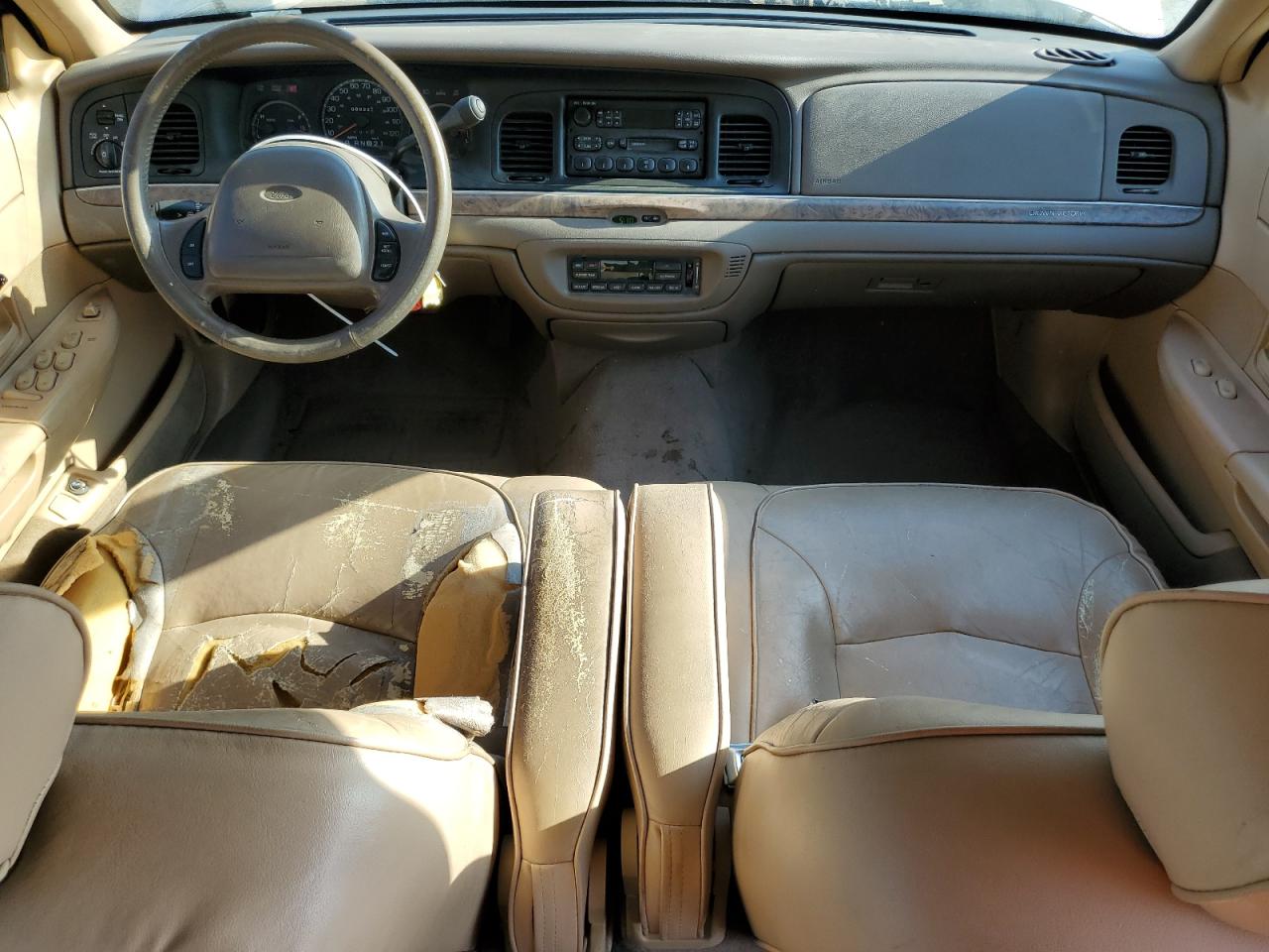 1998 Ford Crown Victoria Lx VIN: 2FAFP74W6WX110340 Lot: 71804755