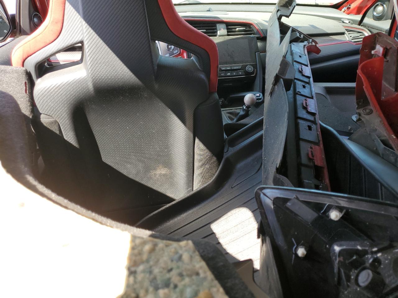2019 Honda Civic Type-R Touring VIN: SHHFK8G75KU203913 Lot: 68540965