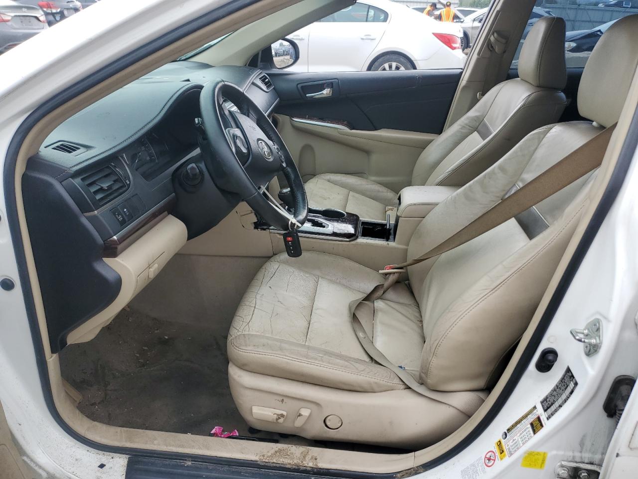 2014 Toyota Camry L VIN: 4T1BF1FK0EU752623 Lot: 83939455