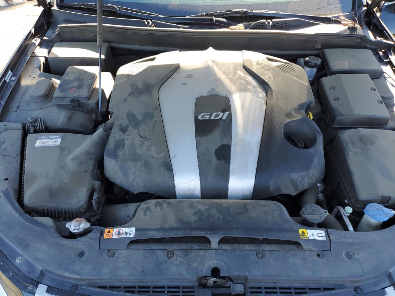 2013 Hyundai Genesis 3.8L VIN: KMHGC4DD1DU228657 Lot: 80892335