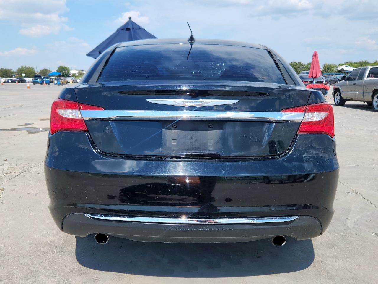 2011 Chrysler 200 Touring VIN: 1C3BC1FG8BN604741 Lot: 84647135