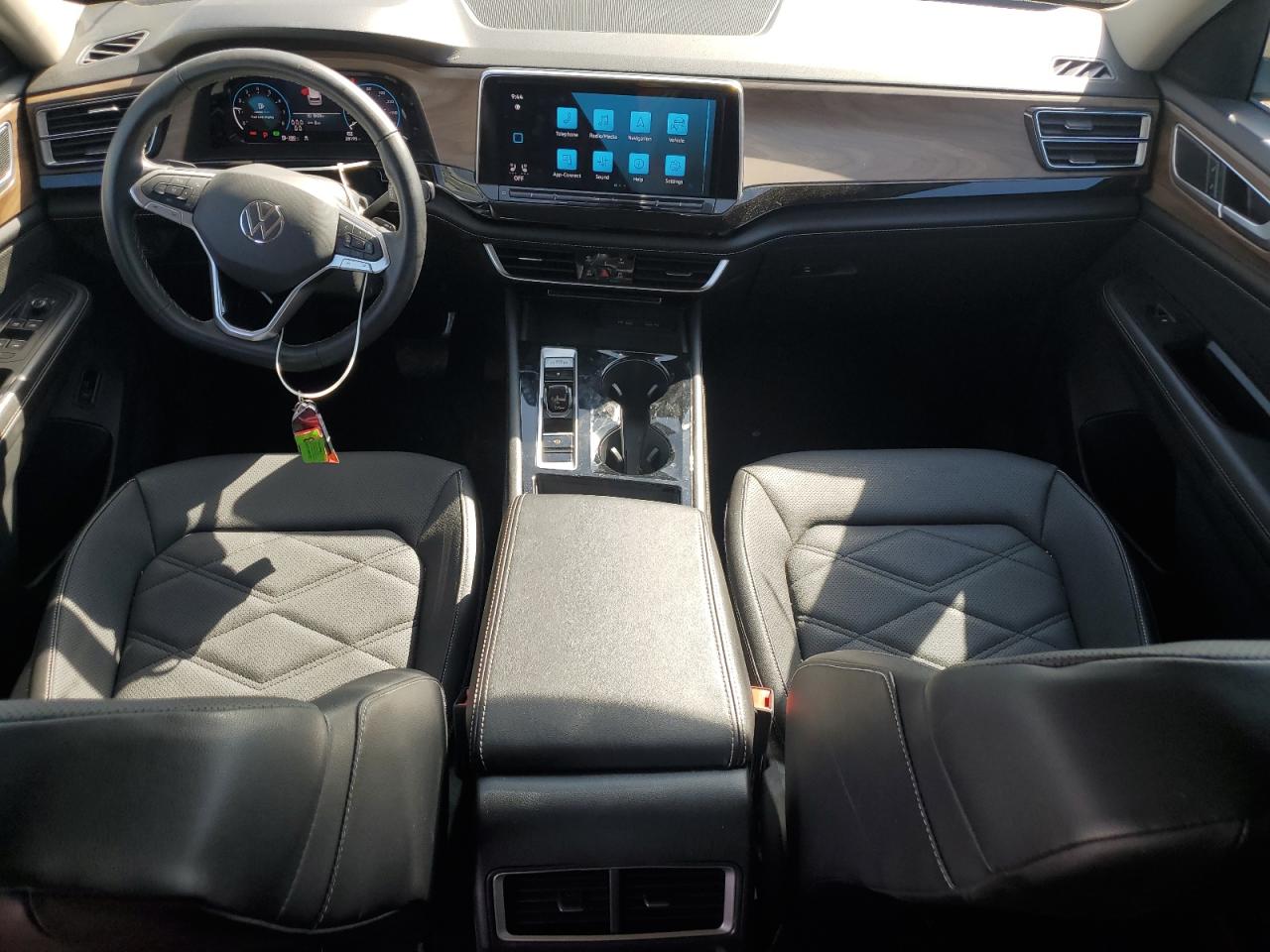 2024 Volkswagen Atlas Se VIN: 1V2HR2CA4RC577679 Lot: 84001425