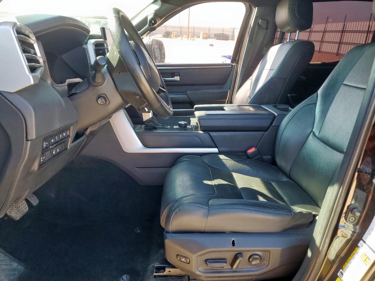 2022 Toyota Tundra Crewmax Platinum VIN: 5TFNA5AB5NX004060 Lot: 71491495