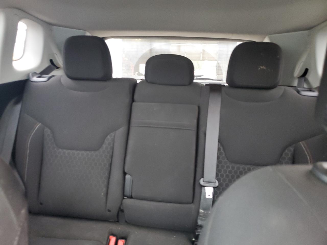 2018 Jeep Compass Sport VIN: 3C4NJDAB5JT100903 Lot: 81719425