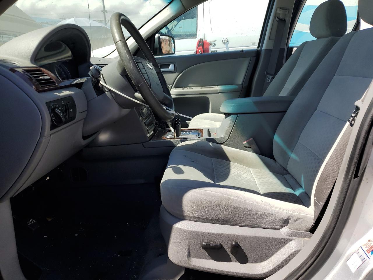 2005 Ford Five Hundred Sel VIN: 1FAFP24195G110683 Lot: 81465505