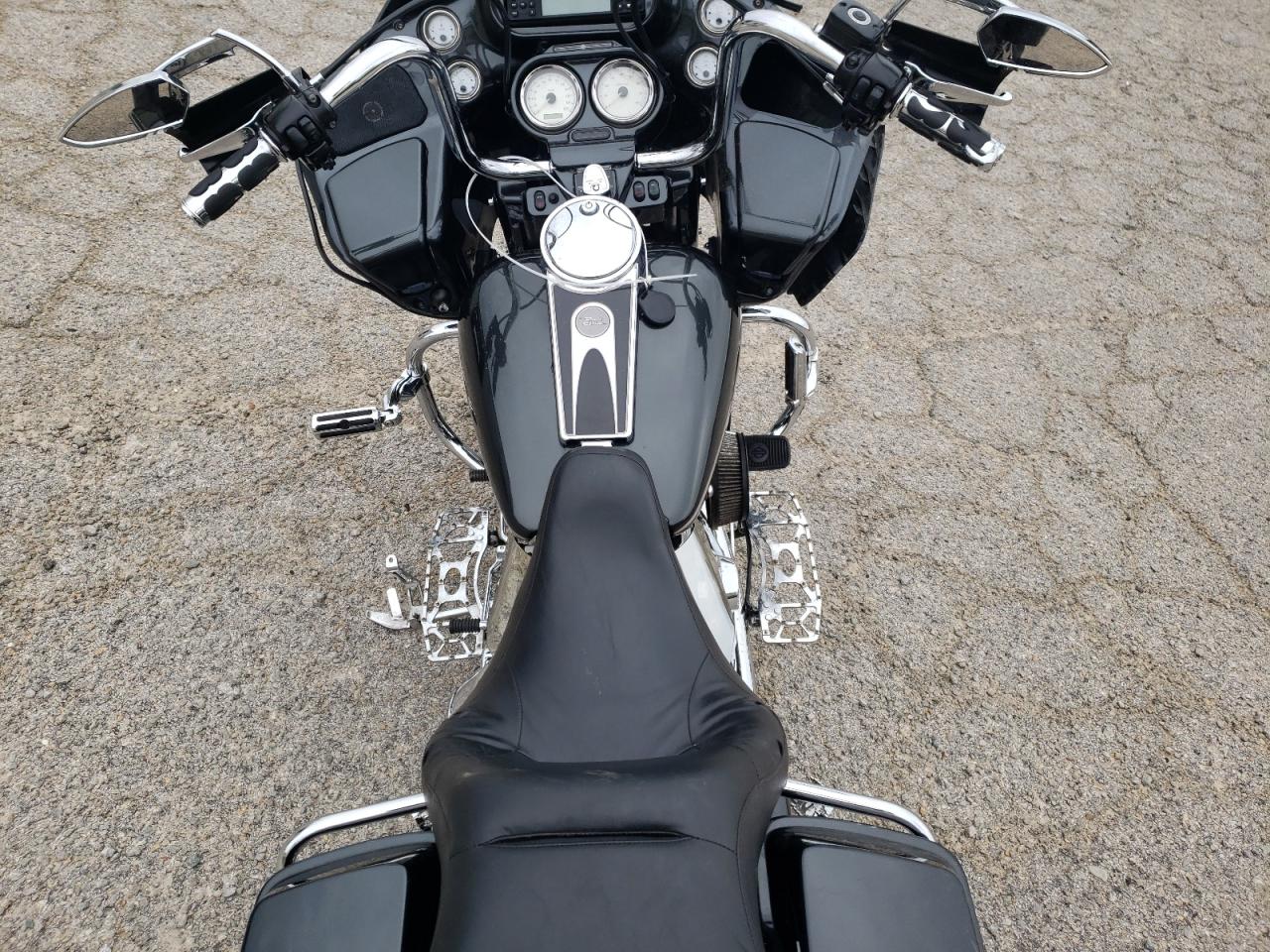 2006 Harley-Davidson Fltri VIN: 1HD1FSW176Y652363 Lot: 81175905