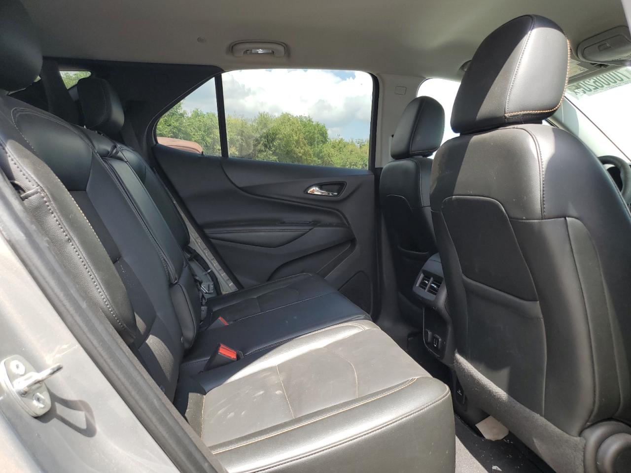 2018 Chevrolet Equinox Premier VIN: 3GNAXNEX4JS588411 Lot: 70006205