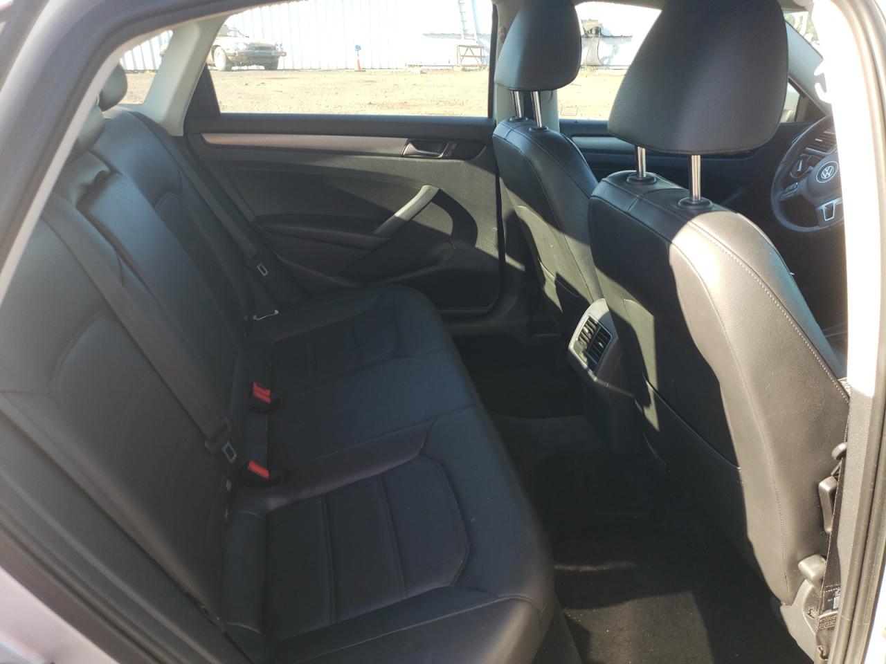 2014 Volkswagen Passat Se VIN: 1VWBN7A32EC001701 Lot: 81433595